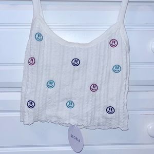 (BRAND NEW) WHITE SMILEY FACE STRETCH BUBBLE KNIT FABRIC